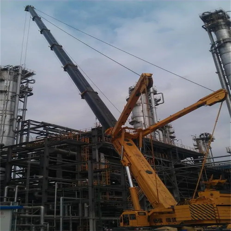 江汉吊板房的吊车